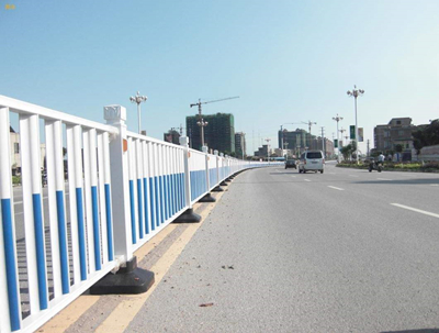 市政道路护栏 - 河北振兴金源丝网集团有限公司图片4